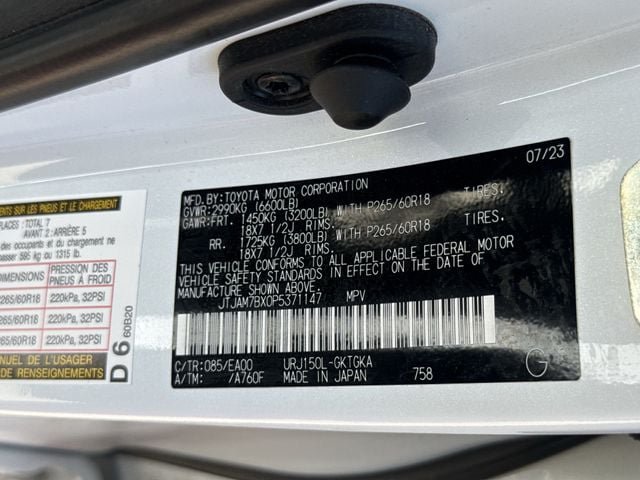 Used 2023 Lexus GX 460 Premium w/ Premium Package AWD/4WD image 37