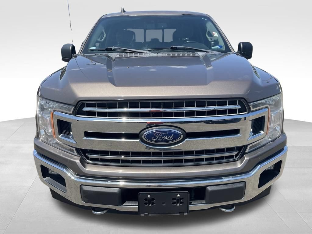 Used 2018 Ford F150 XLT w/ Equipment Group 302A Luxury AWD/4WD image 11