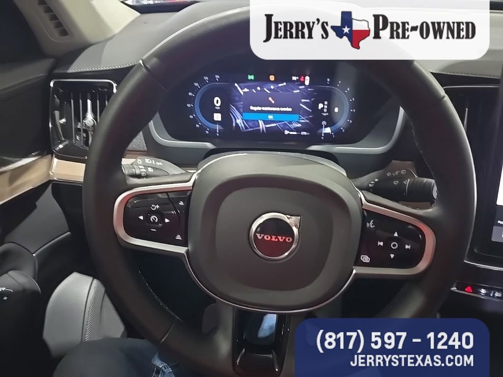 Used 2025 Volvo XC90 B6 Core w/ Protection Package Premier AWD/4WD image 9