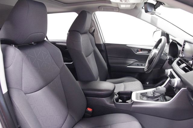 Used 2019 Toyota RAV4 XLE image 12