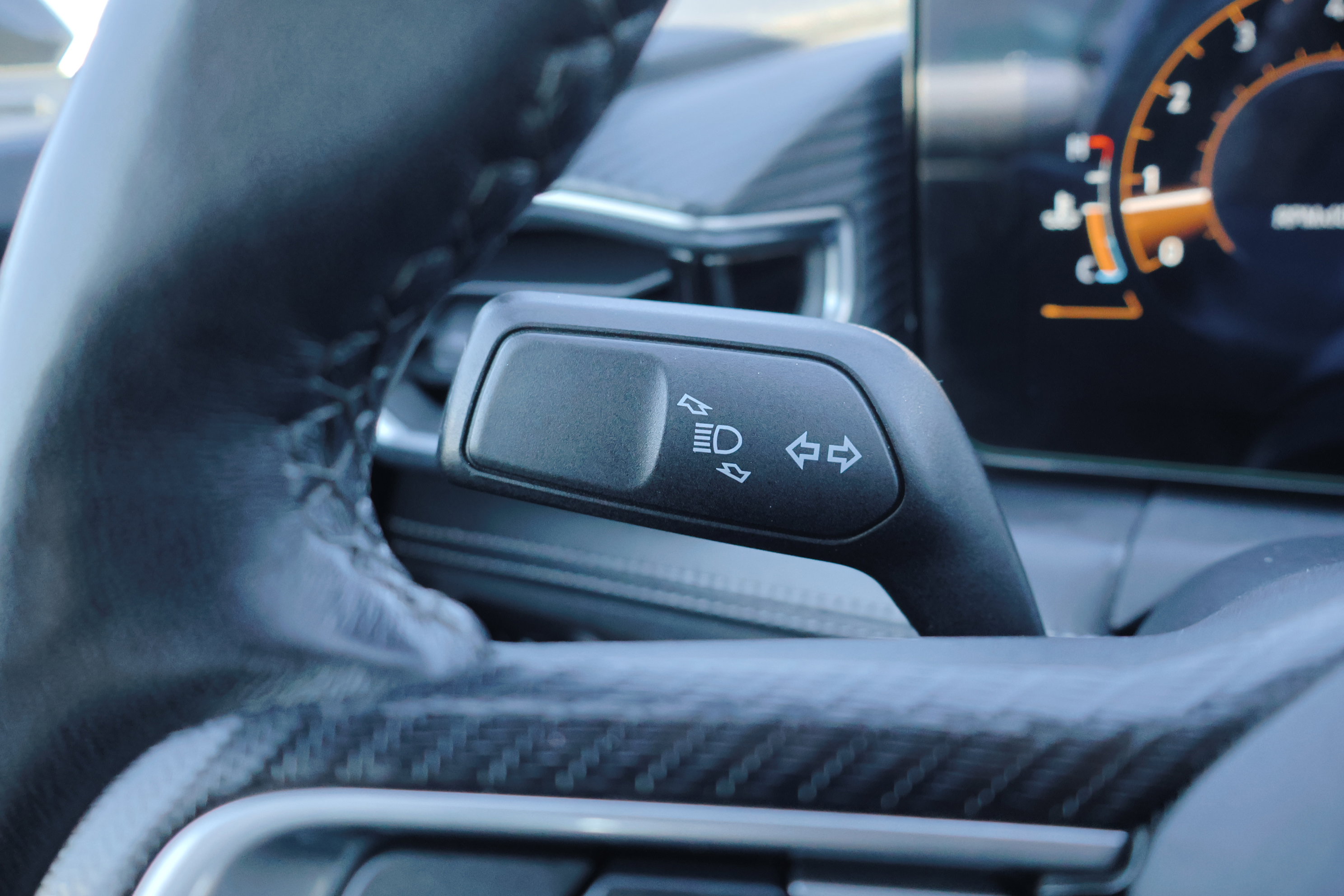 Used 2025 Ford Mustang Premium image 17