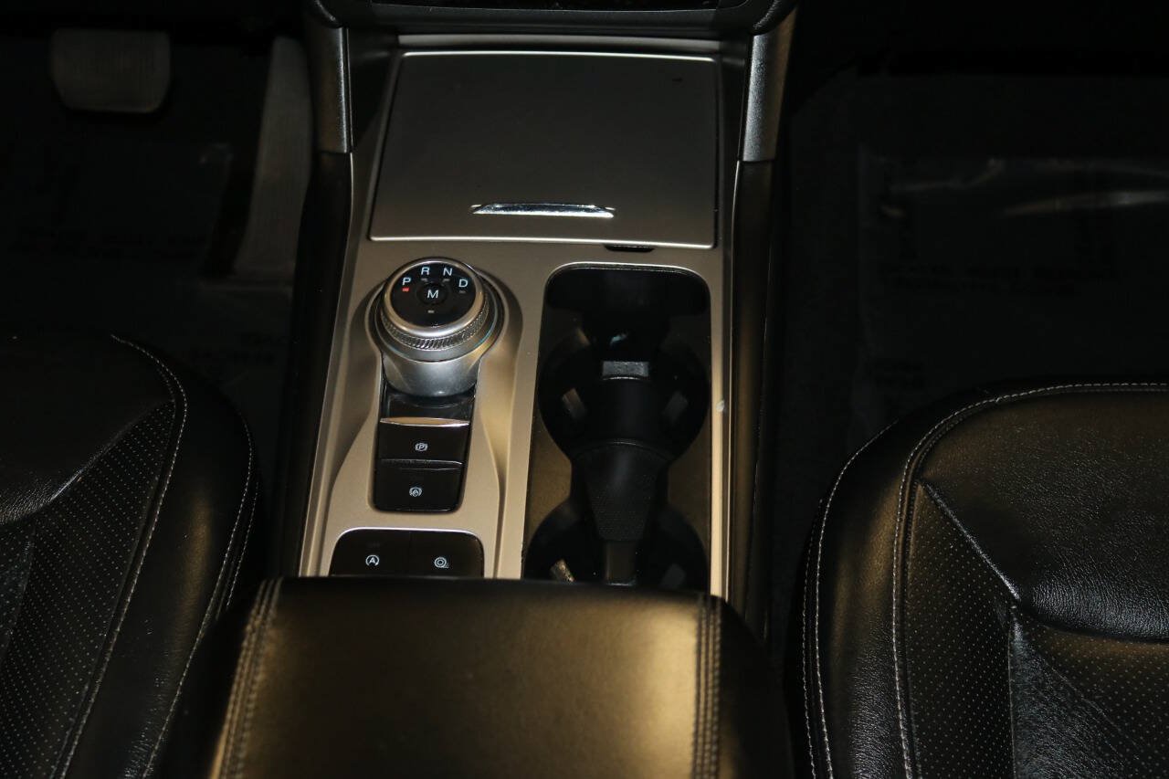 Used 2020 Ford Explorer XLT RWD image 42