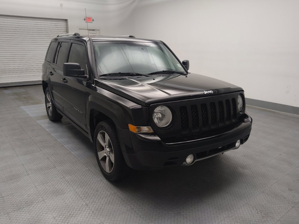 Used 2017 Jeep Patriot High Altitude FWD image 13