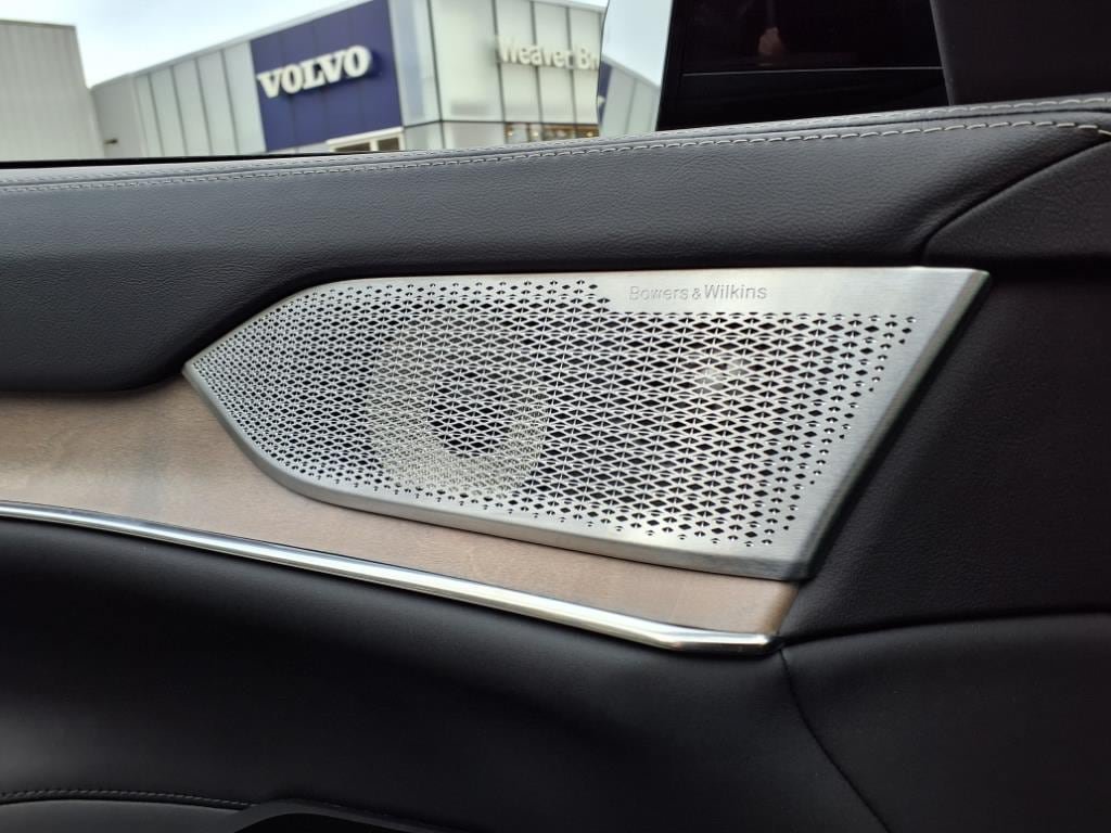 New 2025 Volvo EX90 Ultra AWD/4WD image 19