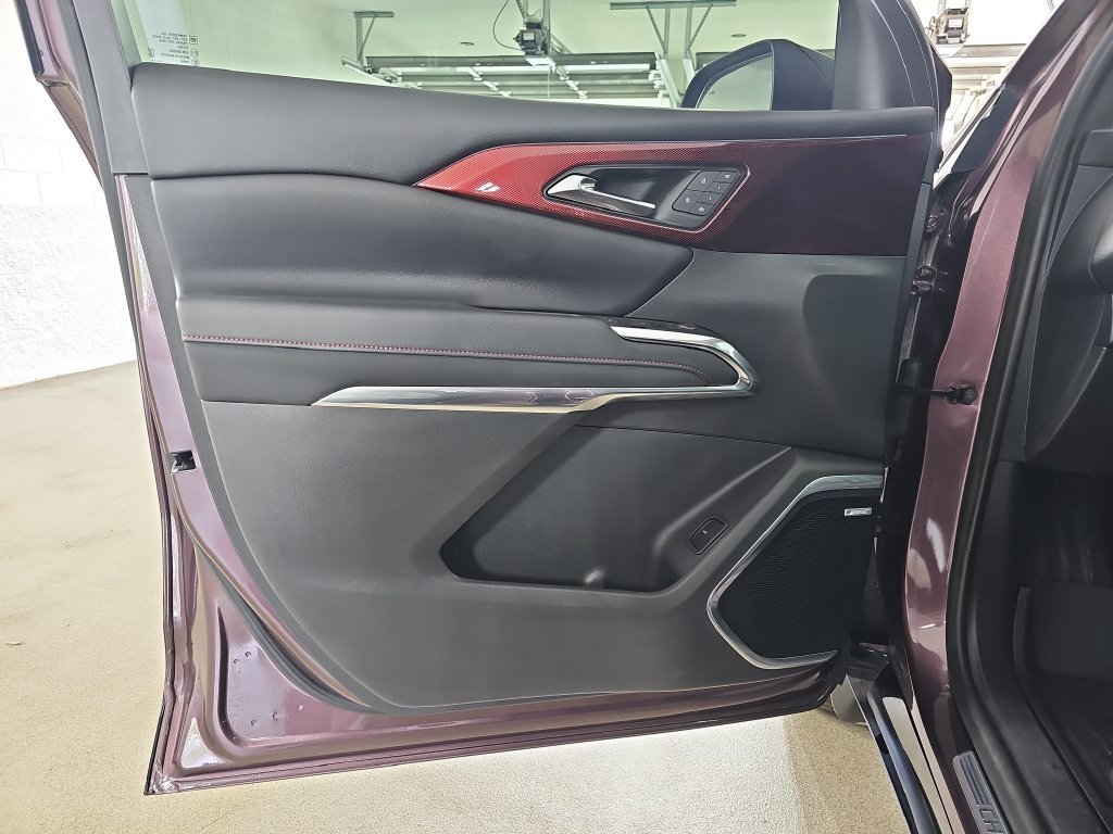Certified 2024 Chevrolet Traverse RS w/ LPO, Floor Liner Package AWD/4WD image 34