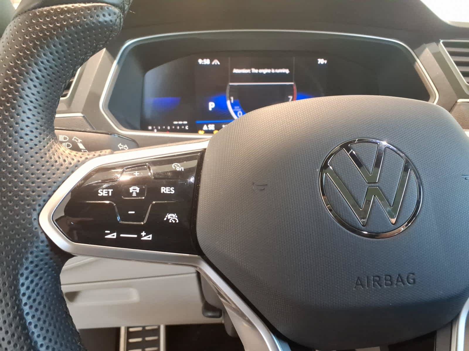 Used 2024 Volkswagen Tiguan SE R-Line AWD/4WD image 19