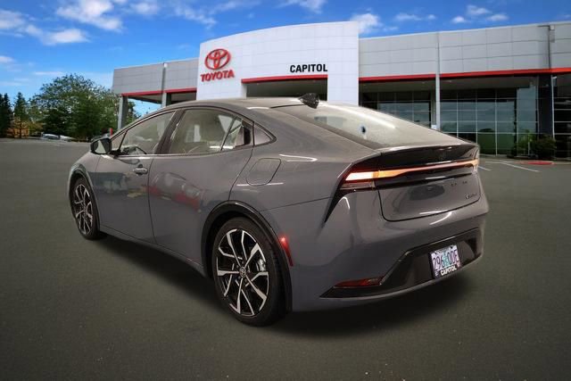 Used 2023 Toyota Prius Prime Premium image 4