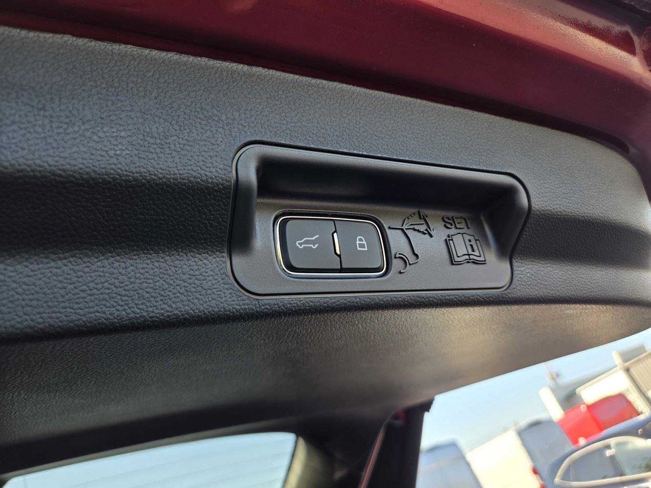 New 2025 Ford Explorer ST image 29