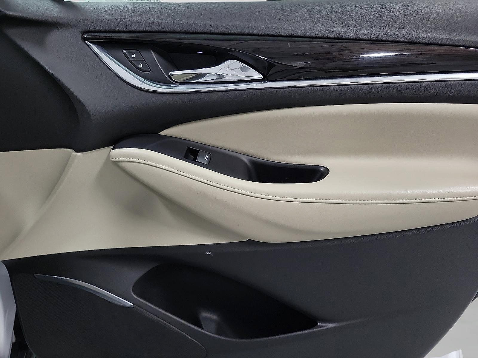 Used 2019 Buick Enclave Essence FWD image 15
