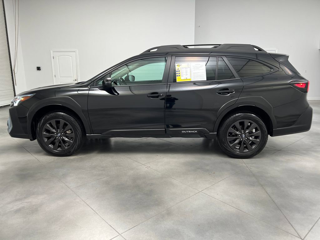 Used 2025 Subaru Outback Onyx Edition AWD/4WD image 4