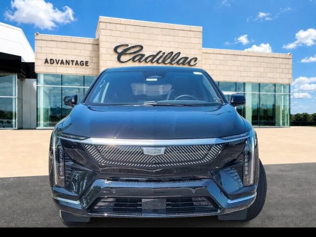 New 2026 Cadillac Optiq Luxury 1 w/ LPO, Floor Liner Package AWD/4WD image 5