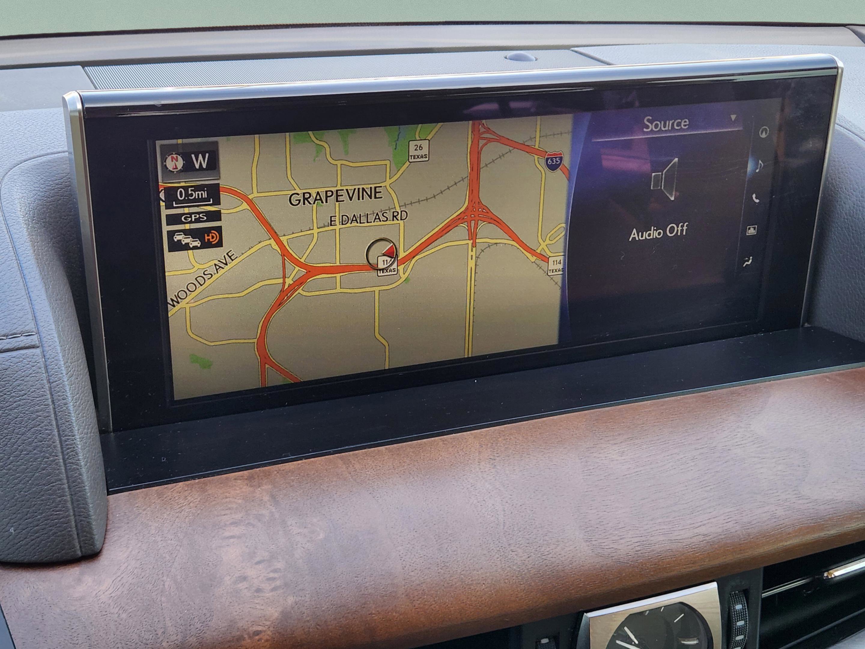 Used 2018 Lexus LX 570 4WD w/ Luxury Package image 9