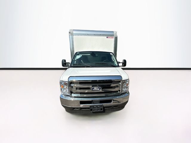 New 2027 Ford E-450 and Econoline 450 Super Duty w/ Driver's Safety Package RWD image 2