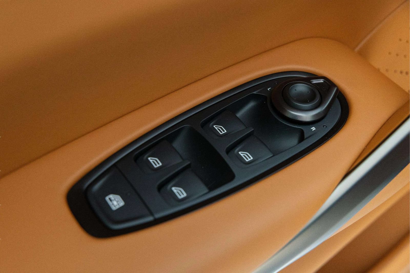 New 2026 Aston Martin DBX 707 AWD/4WD image 39