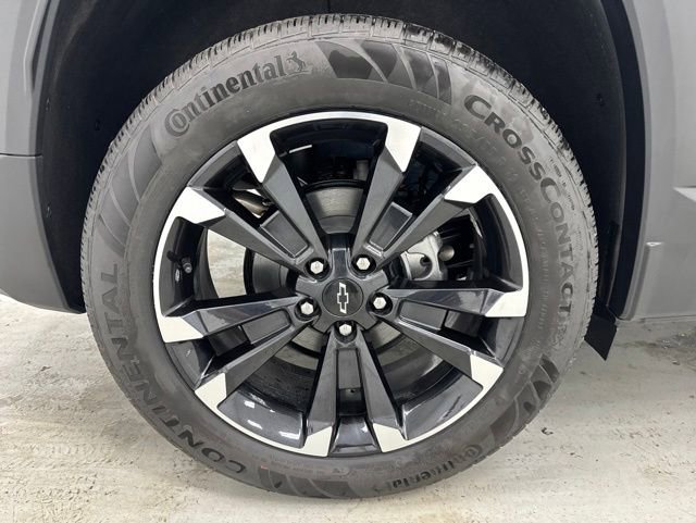 New 2026 Chevrolet Equinox RS w/ Convenience Package III FWD image 34