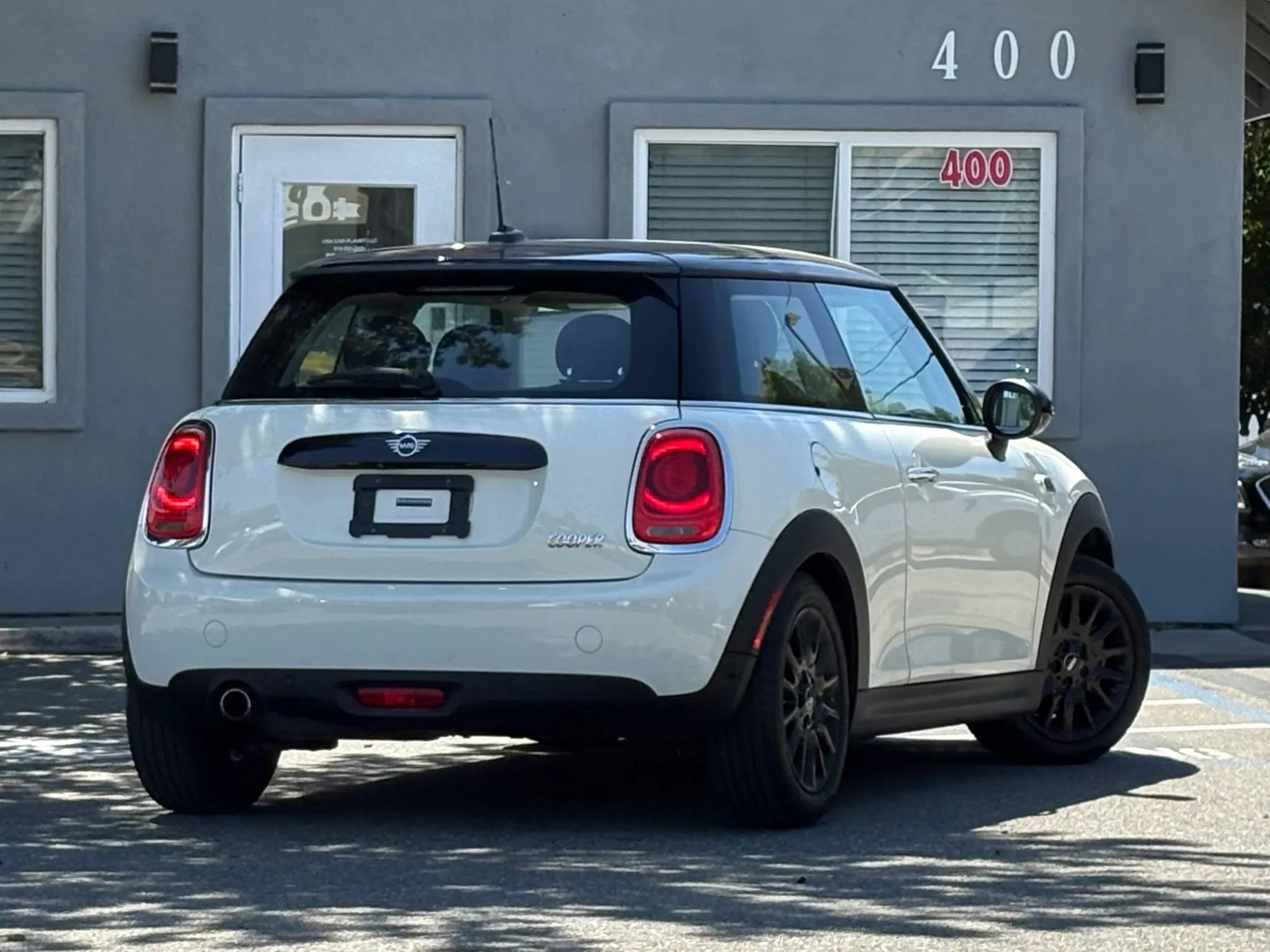 Used 2019 MINI Cooper 2-Door Hardtop FWD image 5