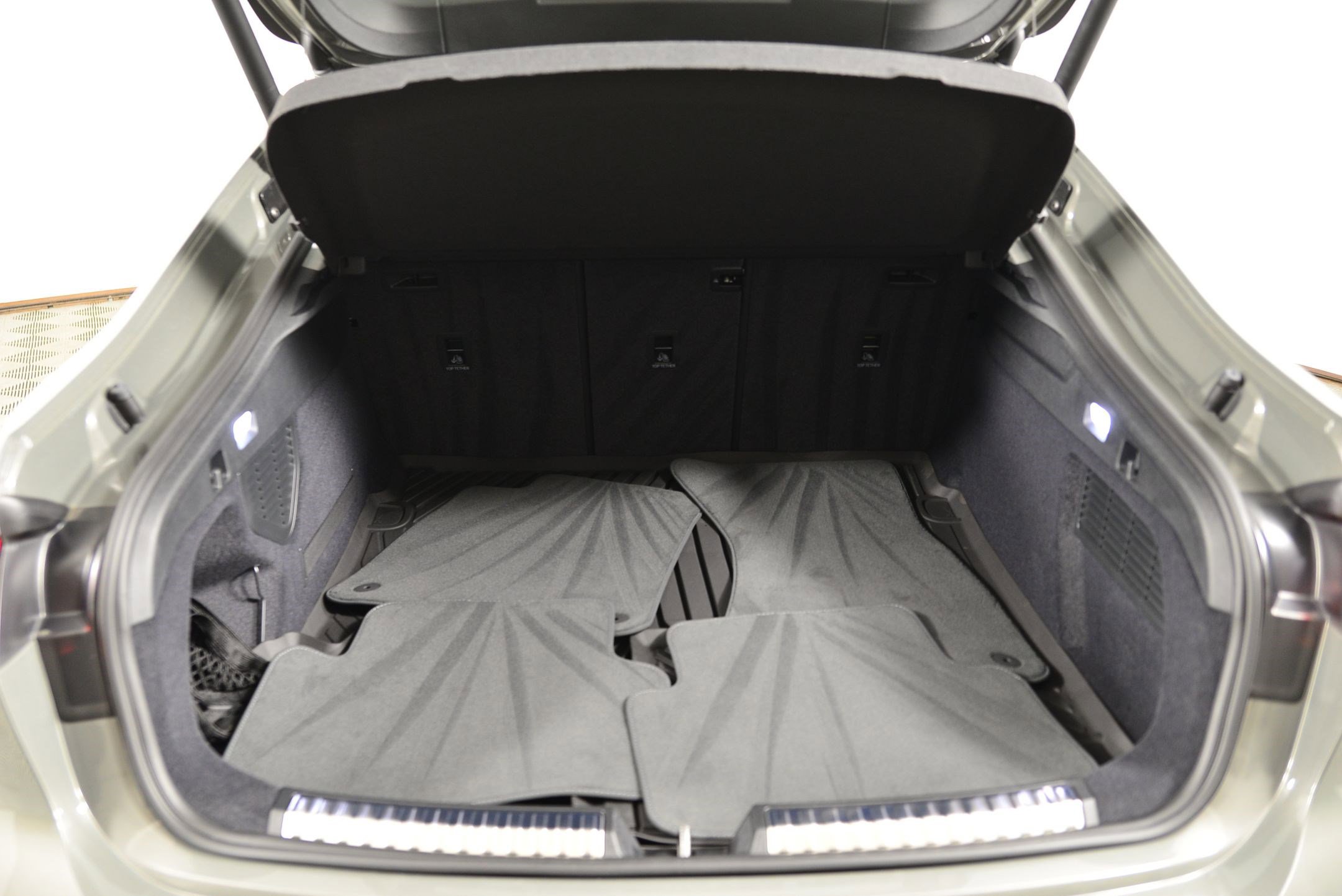 Certified 2025 Audi A5 2.0T Premium w/ Convenience Package image 22