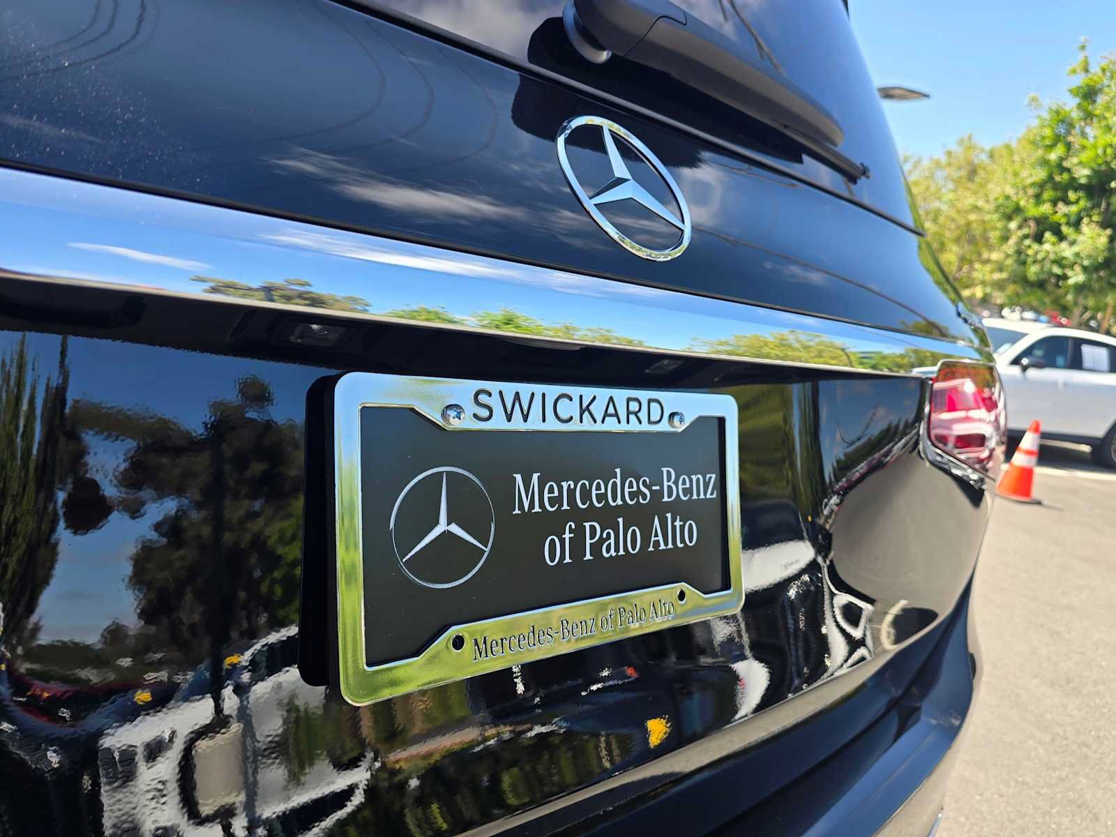 New 2026 Mercedes-Benz GLS 450 4MATIC image 13