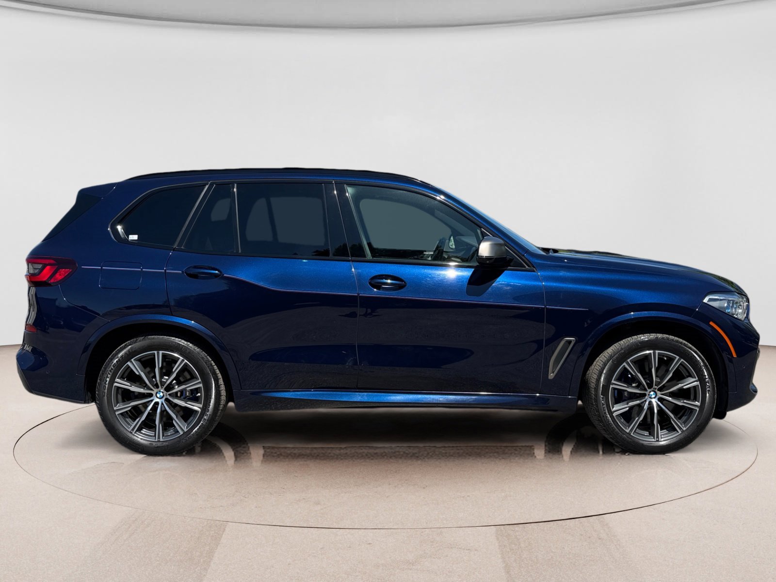 Used 2020 BMW X5 M50i w/ Executive Package AWD/4WD image 6