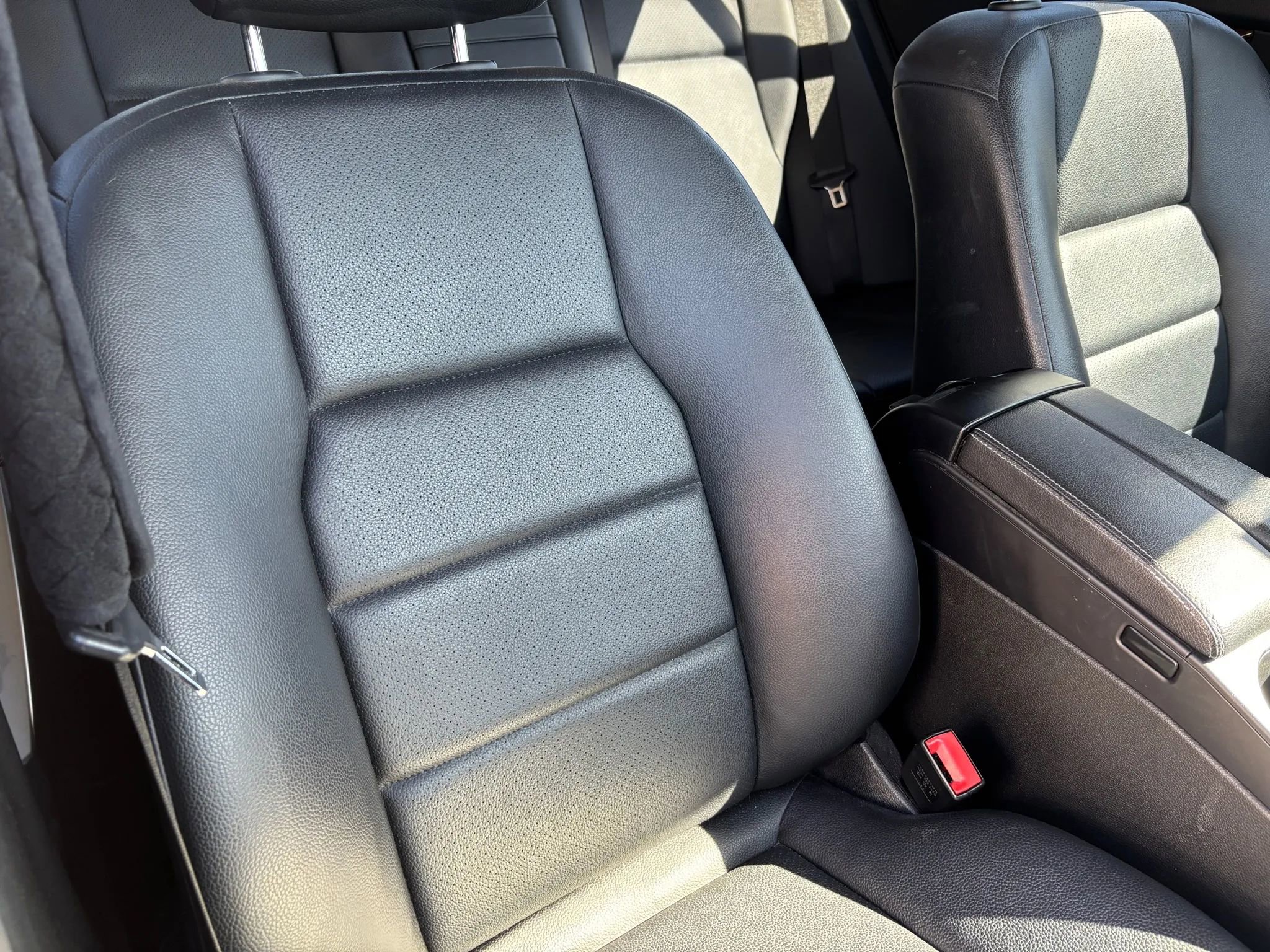 Used 2015 Mercedes-Benz GLK 350 GLK 350 Sport Utility 4D image 24