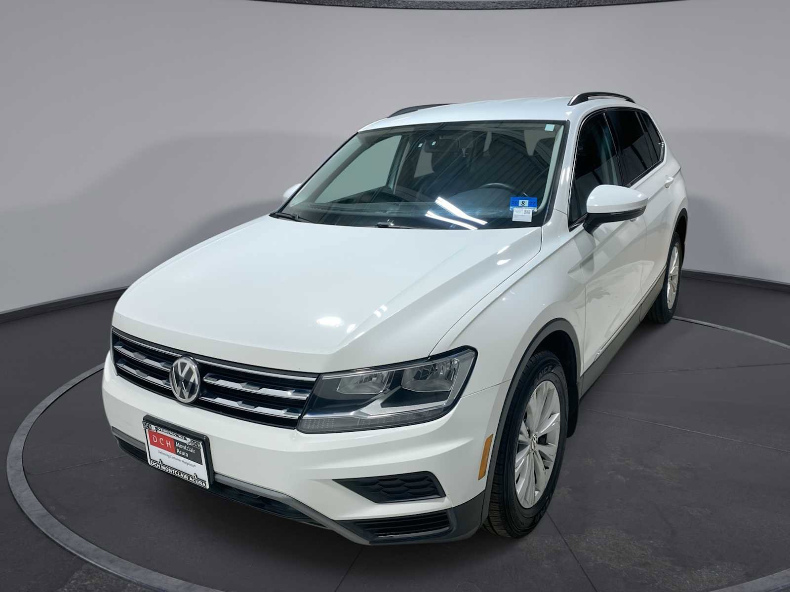 Used 2018 Volkswagen Tiguan SE w/ 3rd Row Seat Package image 1