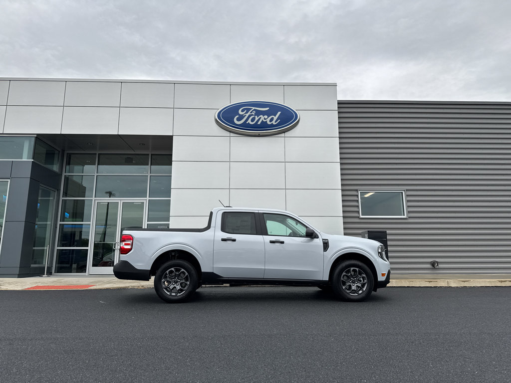 New 2026 Ford Maverick XLT AWD/4WD image 2