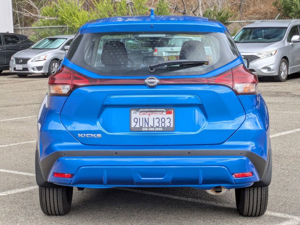 Certified 2025 Nissan Kicks Play S image 6