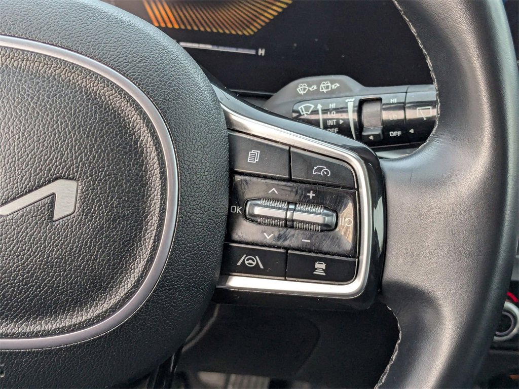 Used 2024 Kia Sorento S image 20