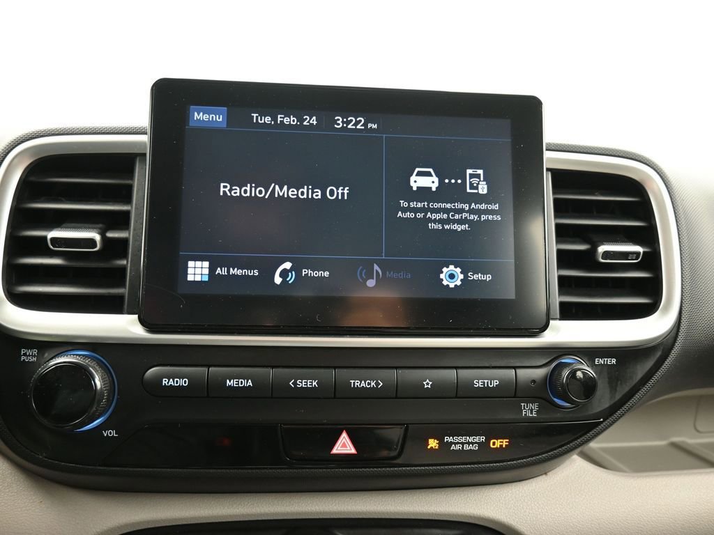 Used 2022 Hyundai Venue SEL image 27