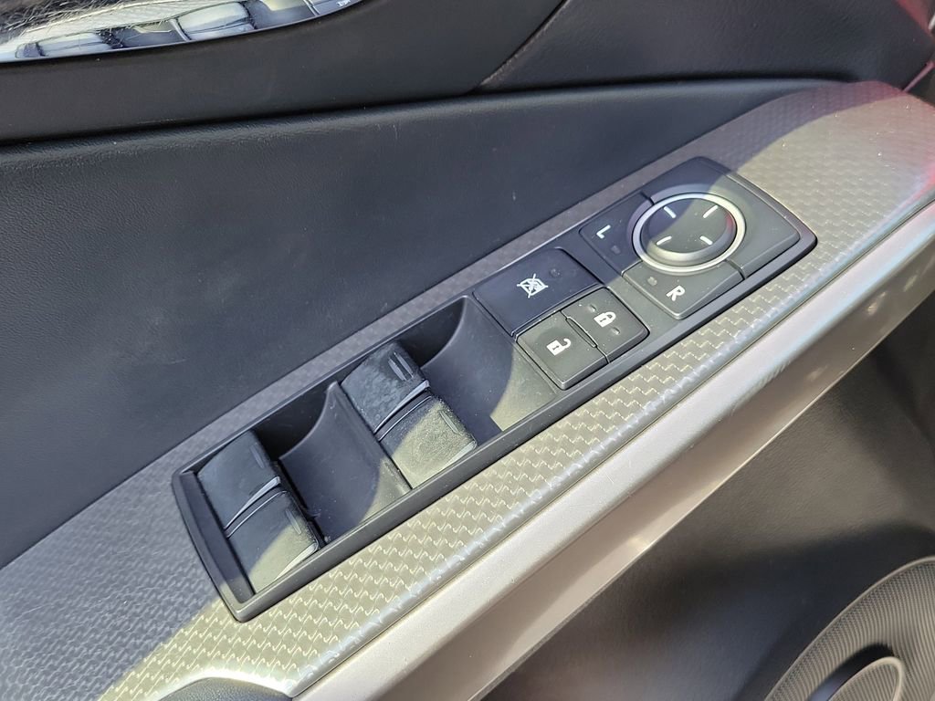 Used 2016 Lexus IS 350 image 25