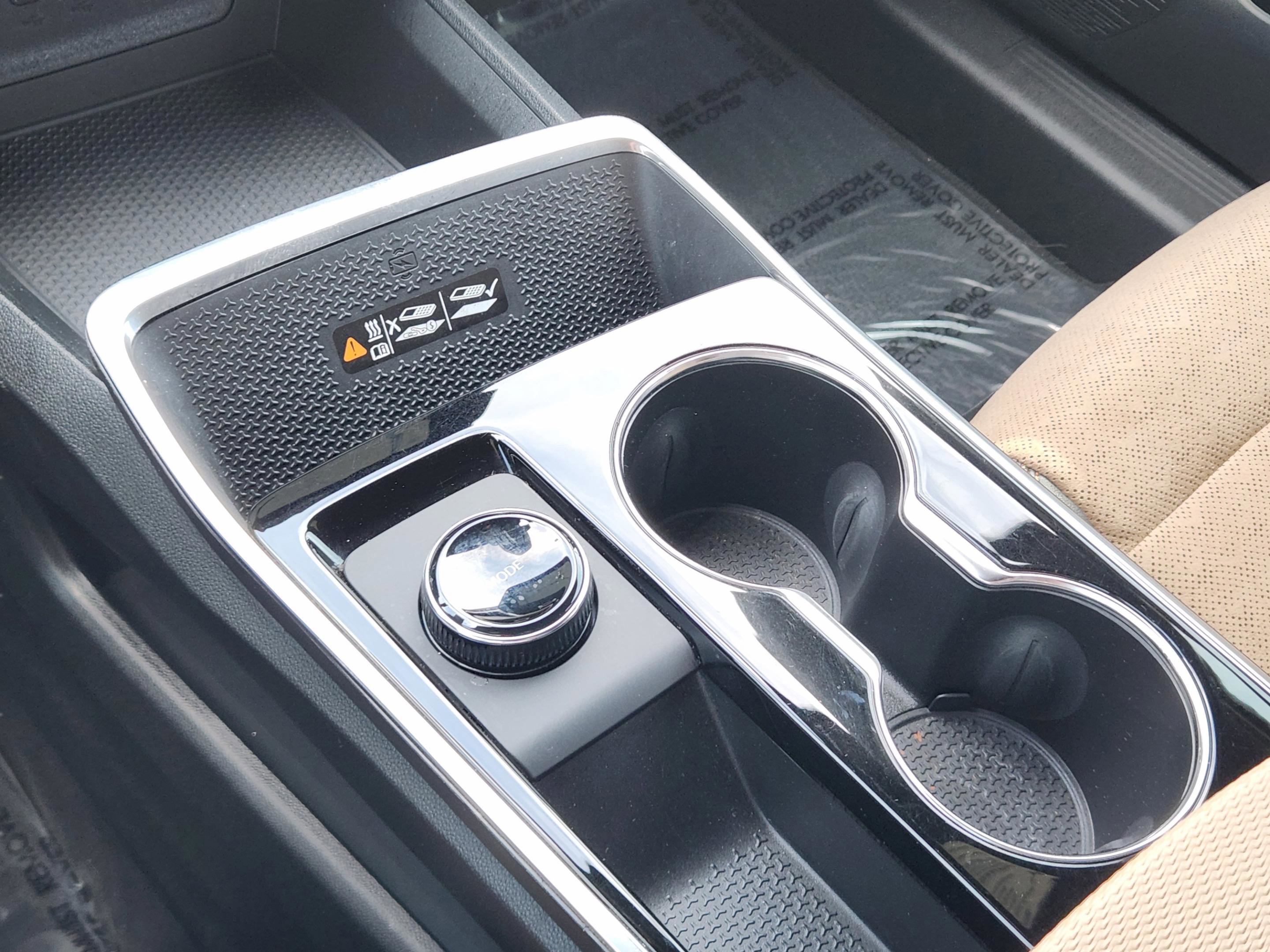 Used 2025 Chevrolet Equinox ACTIV w/ Safety and Technology Package image 24