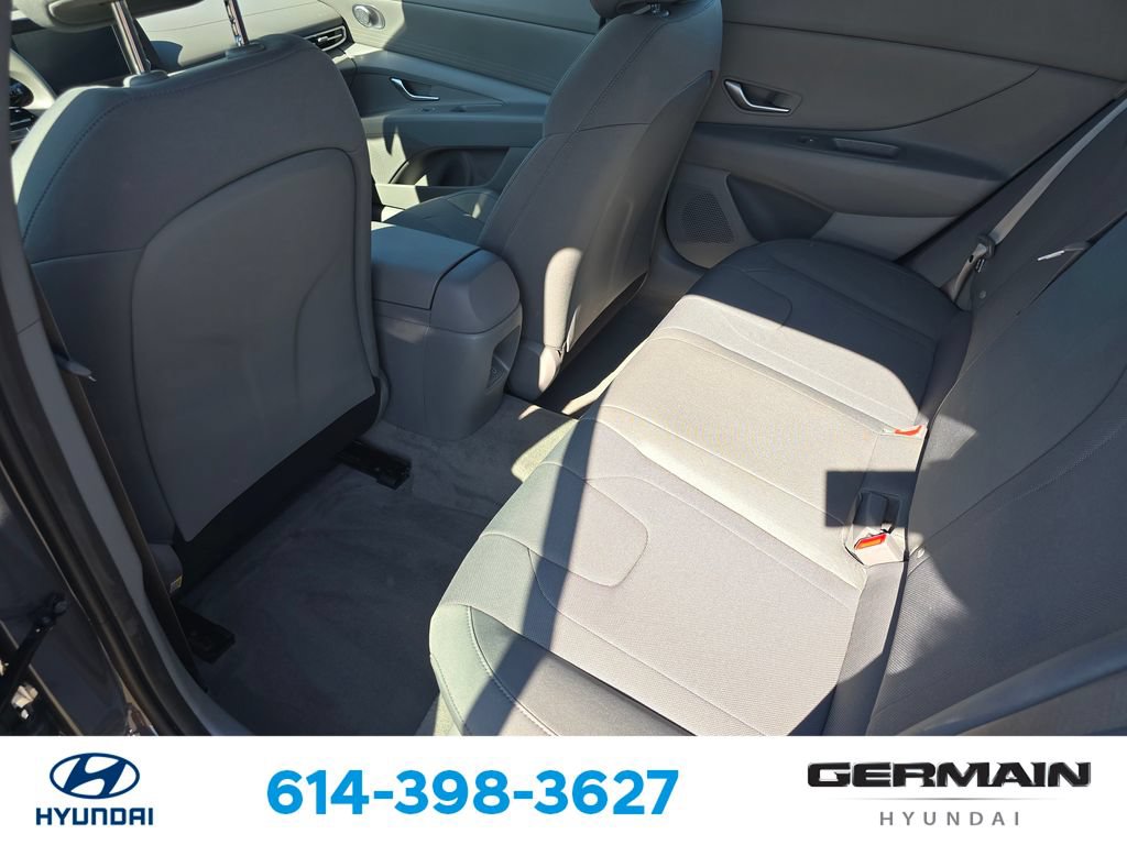 Certified 2026 Hyundai Elantra SE FWD image 20