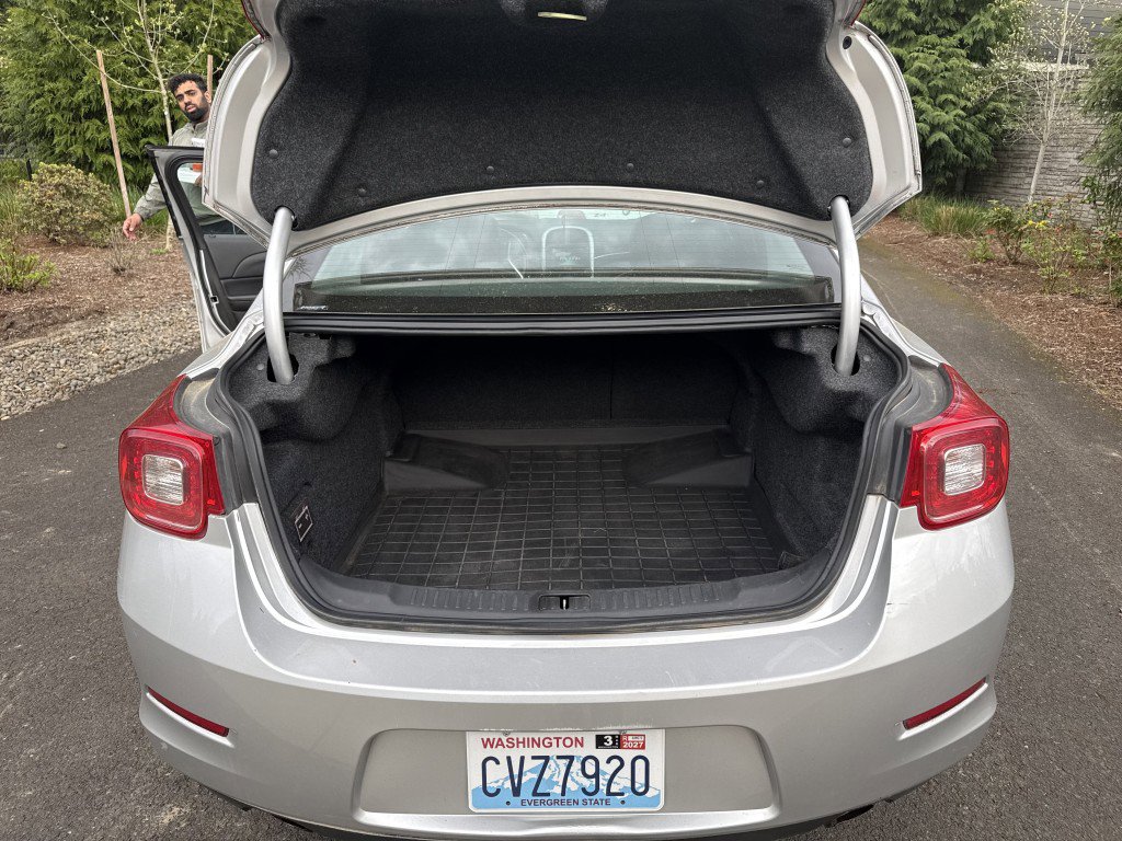 Used 2016 Chevrolet Malibu LTZ FWD image 31