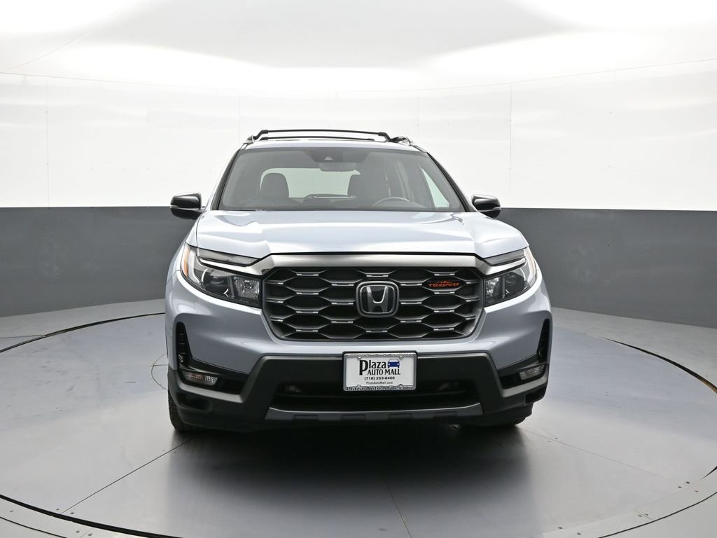 Certified 2023 Honda Passport TrailSport image 2