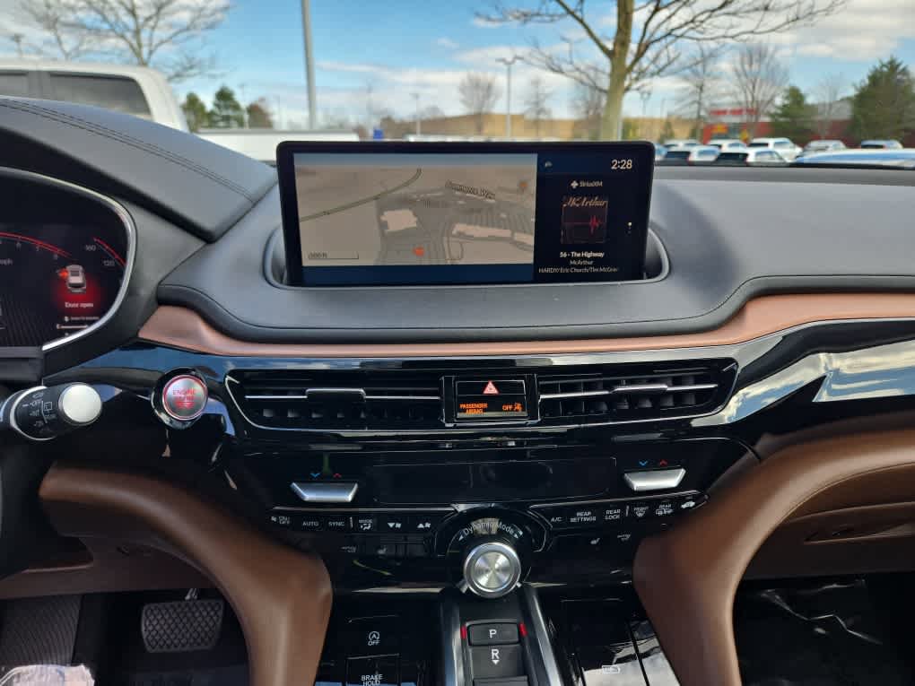 Used 2024 Acura MDX SH-AWD w/ Technology Package image 18