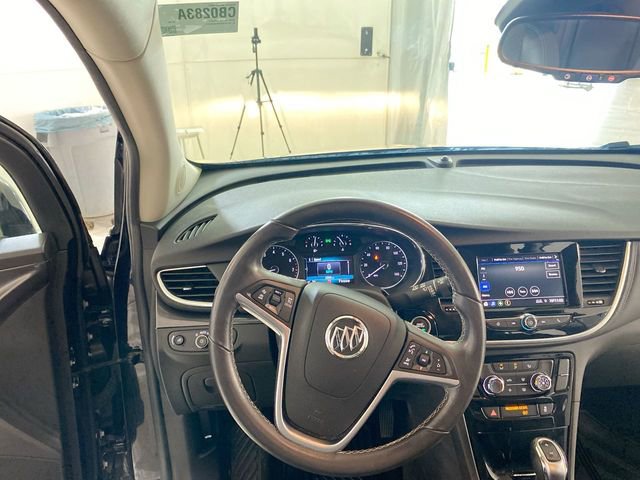 Used 2022 Buick Encore Preferred w/ Safety Package II AWD/4WD image 33