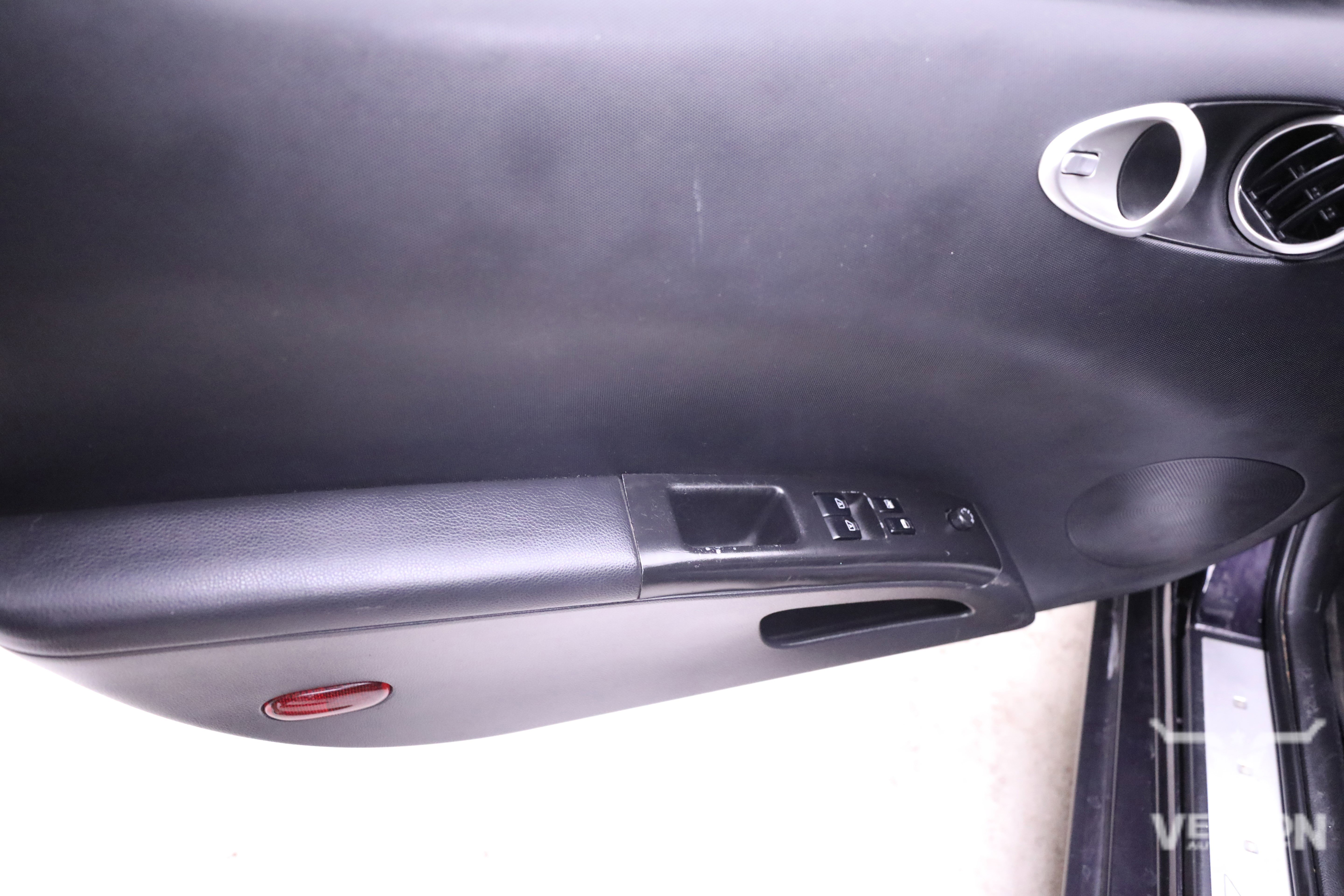 Used 2005 Nissan 350Z Touring image 16