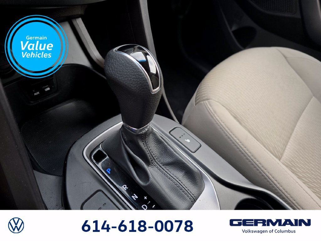Used 2015 Hyundai Santa Fe Sport w/ Option Group 02 FWD image 25