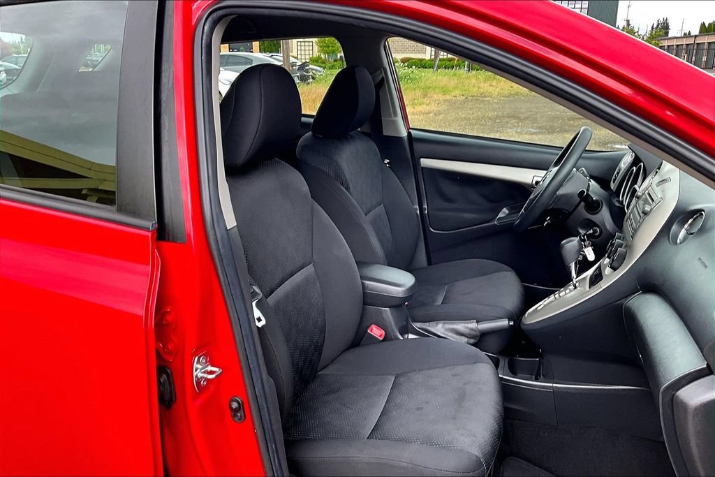Used 2010 Toyota Matrix FWD image 10