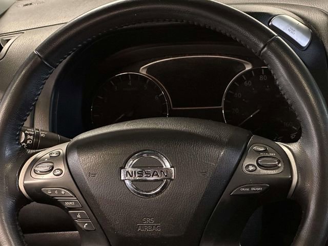 Used 2020 Nissan Pathfinder SV FWD image 21