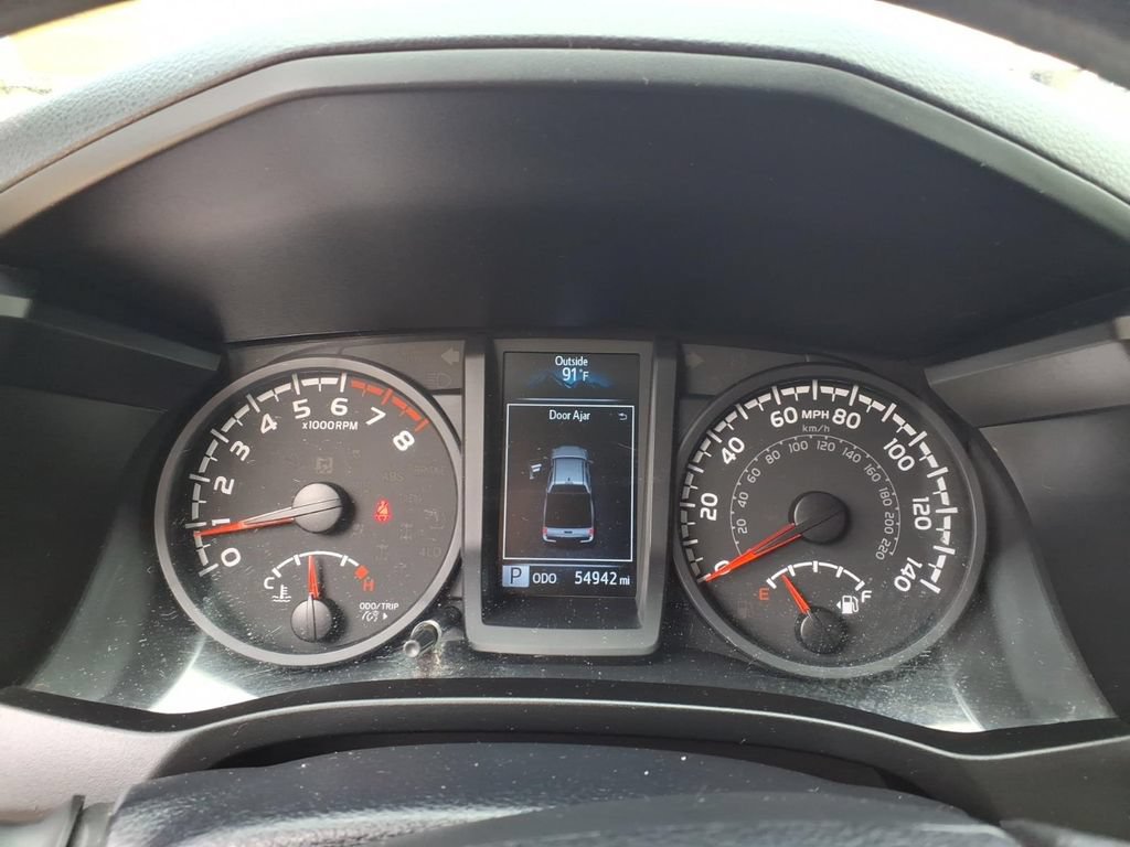 Used 2022 Toyota Tacoma SR AWD/4WD image 16