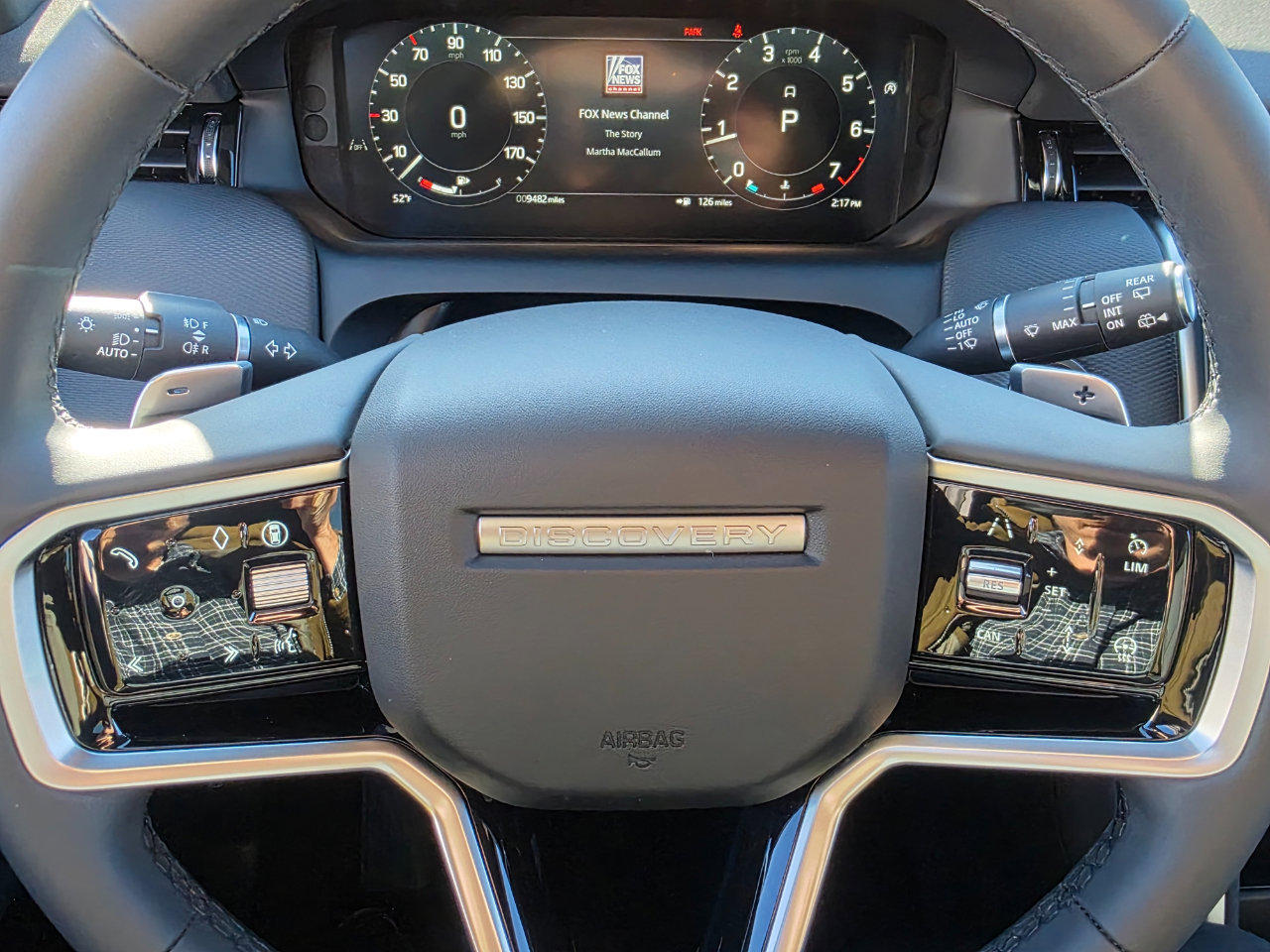 Used 2024 Land Rover Discovery Sport Dynamic SE image 12