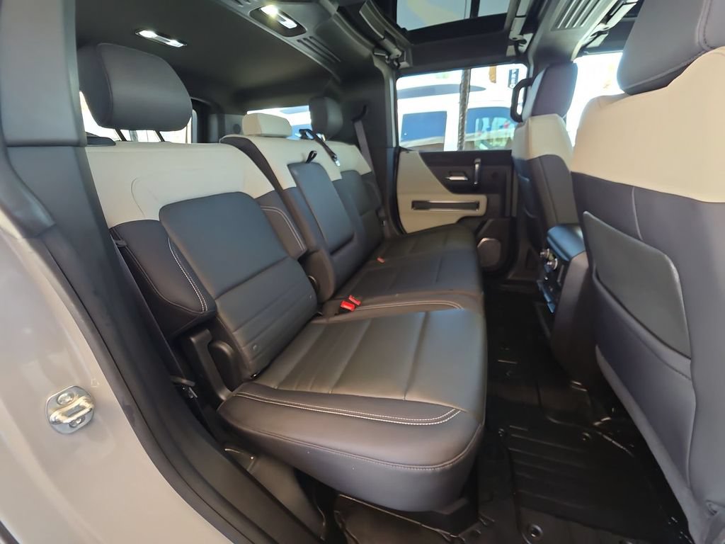 Used 2026 GMC Hummer EV SUV AWD/4WD image 28