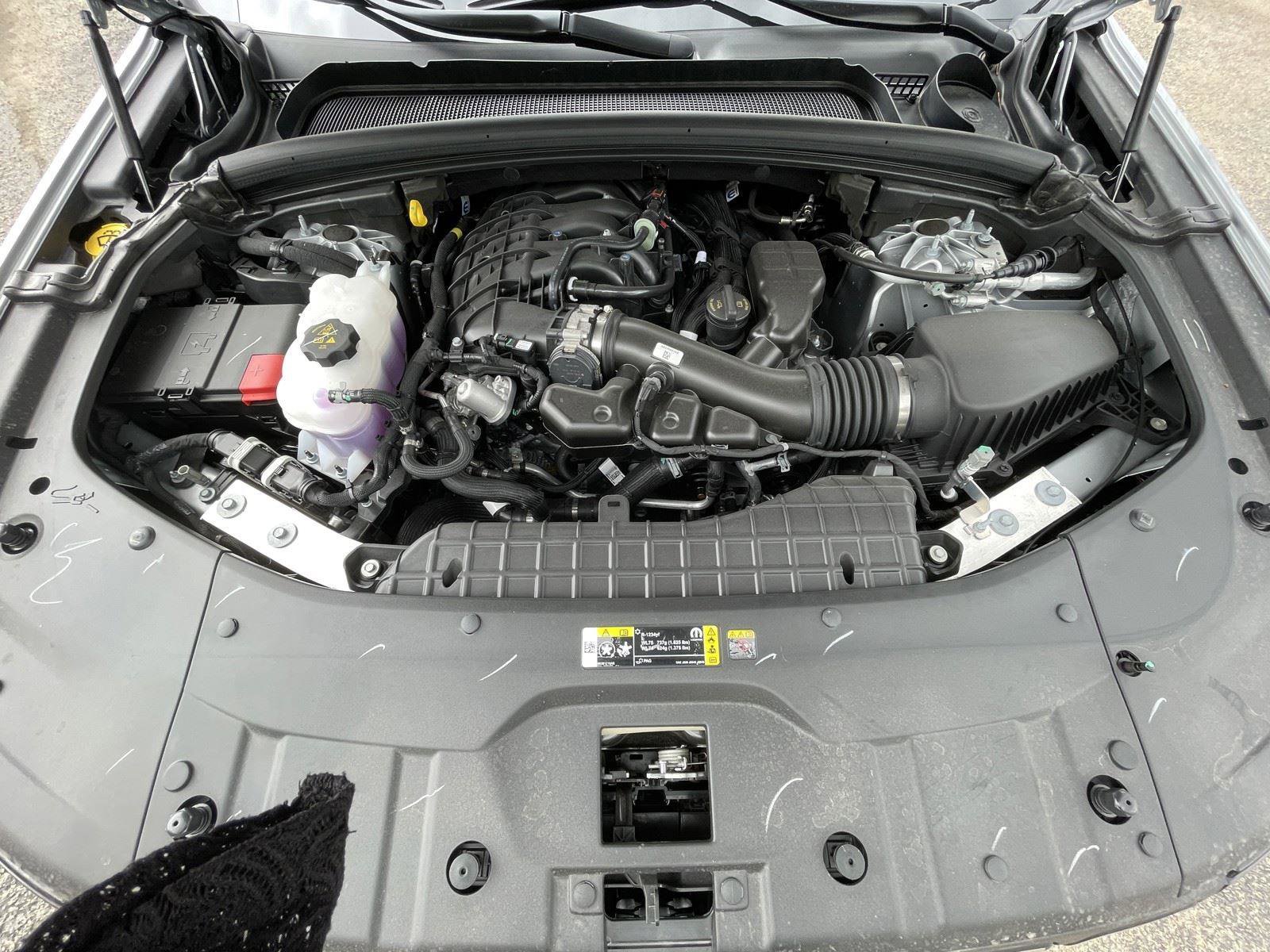 Used 2025 Jeep Grand Cherokee Laredo AWD/4WD image 47