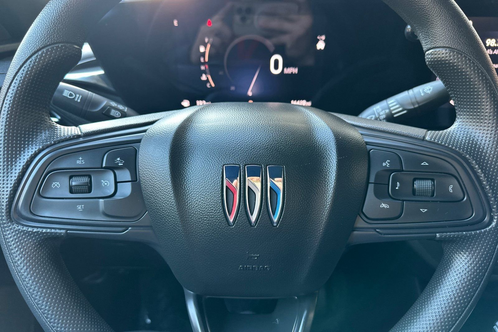 Certified 2024 Buick Envista Preferred w/ Advanced Safety Package image 30