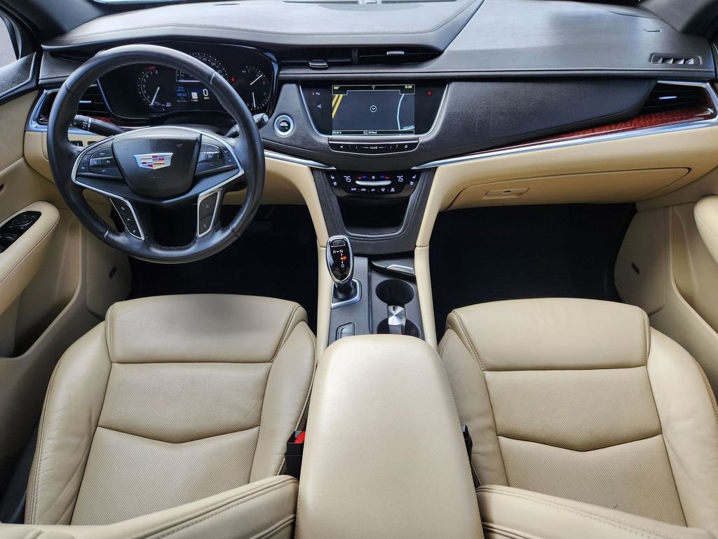 Used 2018 Cadillac XT5 Premium Luxury w/ Driver Assist Package AWD/4WD image 19