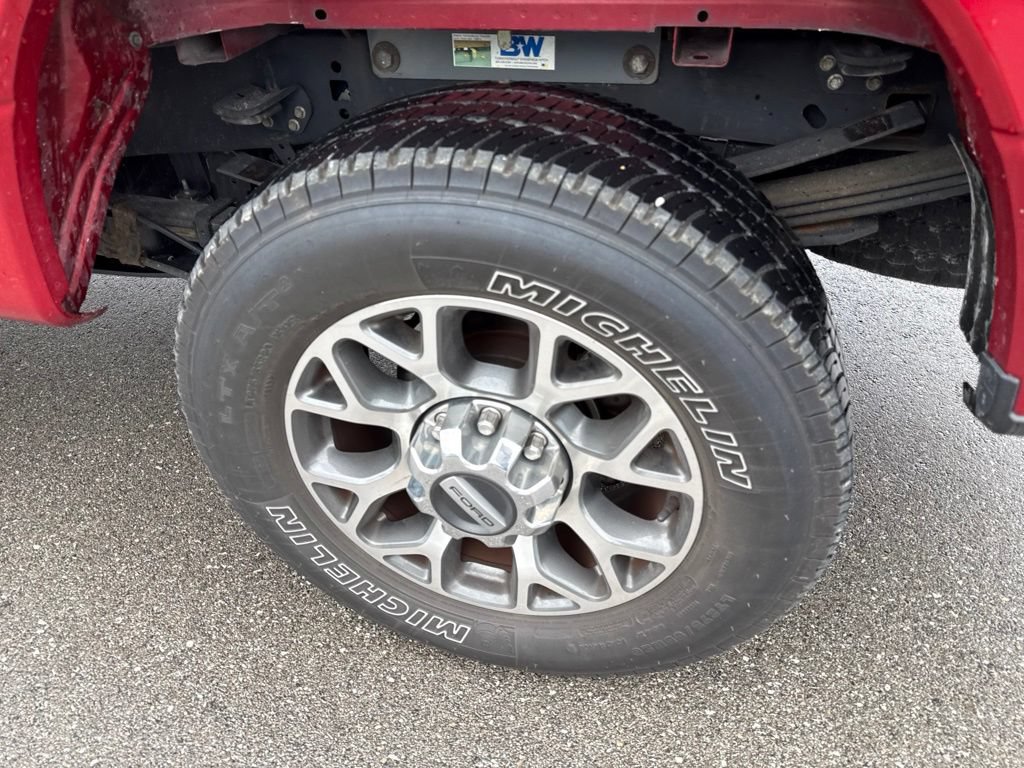 Used 2020 Ford F350 Lariat w/ FX4 Off-Road Package AWD/4WD image 15