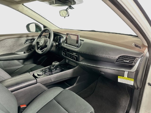 Used 2023 Nissan Rogue S AWD/4WD image 26