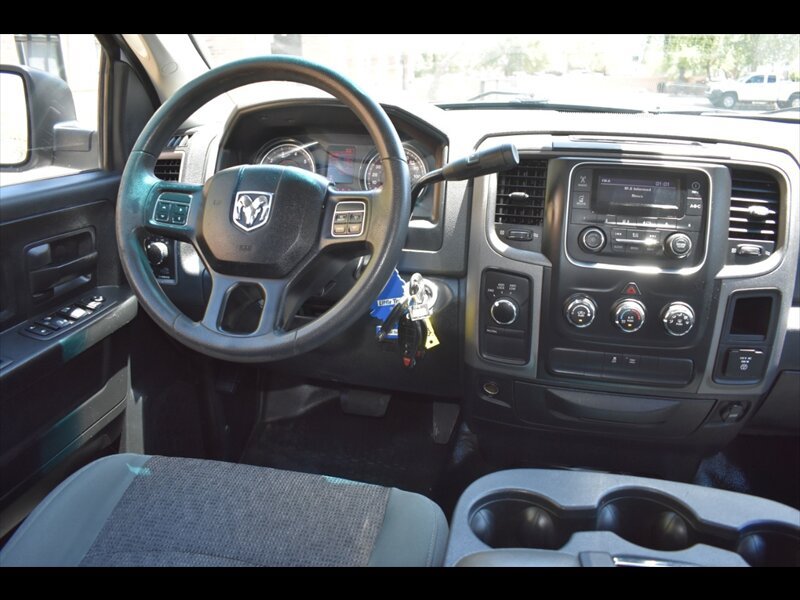 Used 2018 RAM 1500 4x4 Crew Cab w/ Protection Group image 28