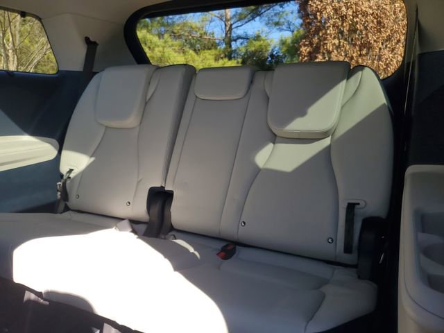 New 2026 Kia Carnival SX w/ SX Dark Edition Package image 10